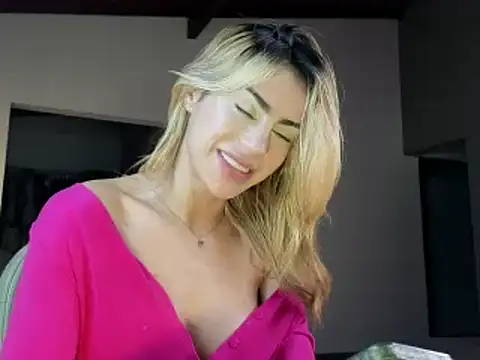 greyslopez online show from February 21, 2025, 6:18 am