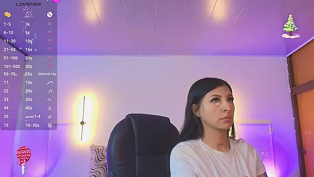  gaby2 online show from November 28, 2025, 11:46 am