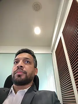 a4ashes online show from December 15, 2025, 5:01 am