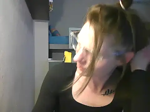 Feli blue online show from January 8, 2025, 8:49 am