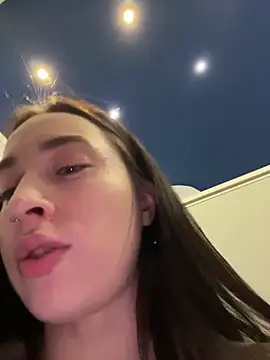 Holly Play online show from March 14, 2025, 12:29 pm