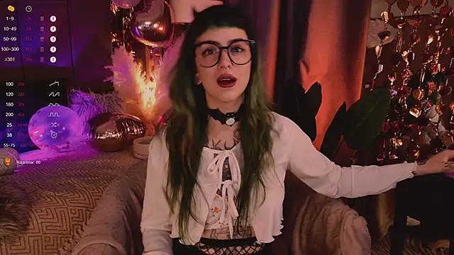 MichaellaMoon online show from February 14, 2025, 8:59 pm