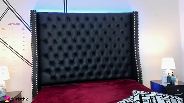 Iris Thompson  online show from February 18, 2025, 9:09 pm