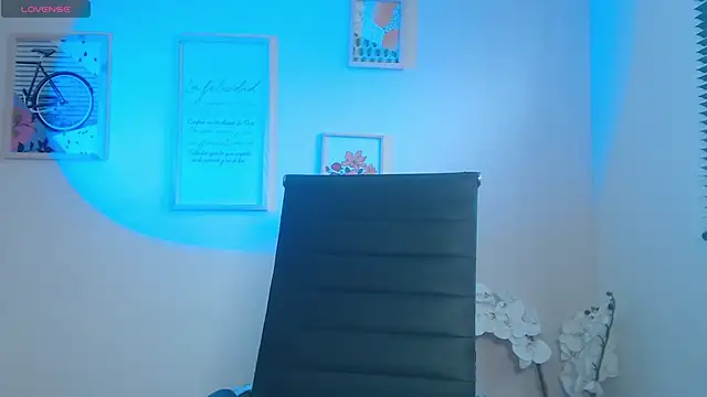 lucy diiaz online show from February 13, 2025, 2:09 pm