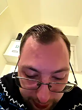 tipico0799 online show from November 30, 2025, 3:21 am