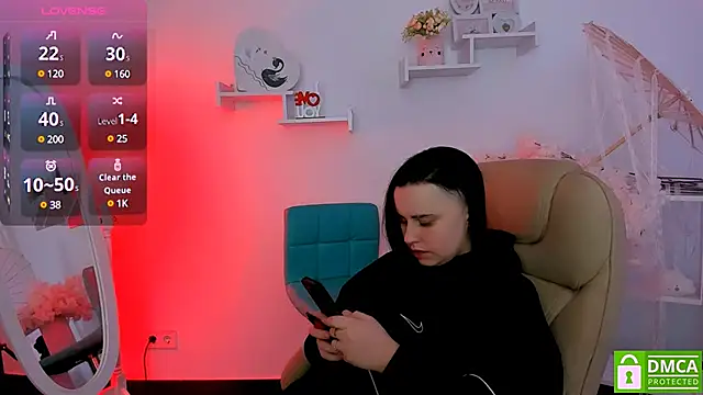 Snapshot of Dolly__Queen_ chatting on February 20, 2025, 6:46 pm Dolly Queen online show from February 20, 2025, 6:46 pm