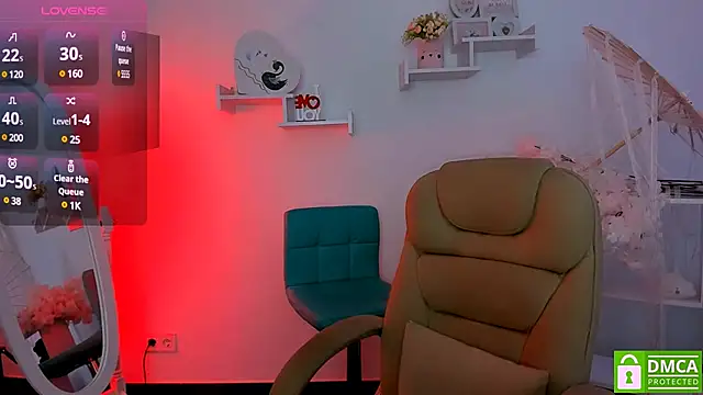 Snapshot of Dolly__Queen_ chatting on February 20, 2025, 9:53 pm Dolly Queen online show from February 20, 2025, 9:53 pm