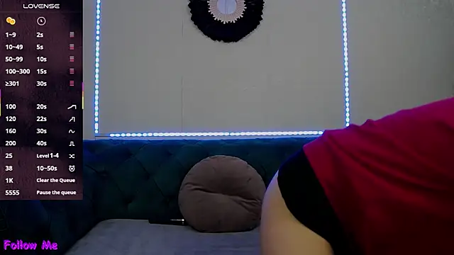 Snapshot of IvanaCharm chatting on November 22, 2025, 4:44 am IvanaCharm online show from November 22, 2025, 4:44 am