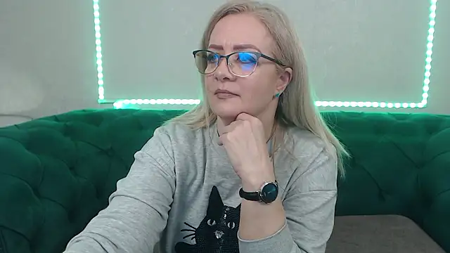 IvanaCharm online show from March 20, 2026, 4:28 am