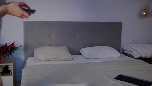 girl next door19 online show from January 12, 2025, 5:03 am