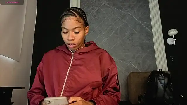 YummyDuooo online show from November 12, 2025, 12:05 pm