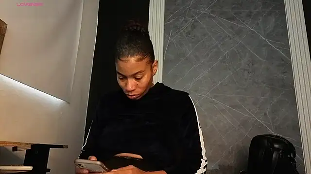 YummyDuooo online show from November 26, 2025, 12:06 pm