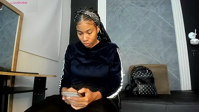 YummyDuooo online show from January 9, 2026, 11:02 am