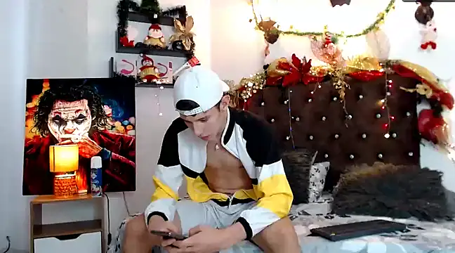 flowers18 online show from December 26, 2024, 9:26 pm