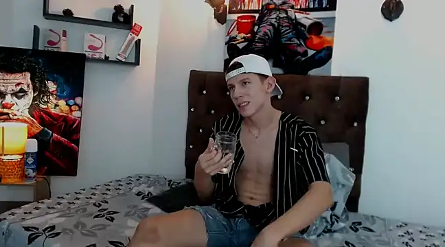 flowers18 online show from January 15, 2025, 8:58 pm