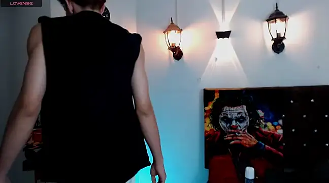 flowers18 online show from March 5, 2025, 1:10 am