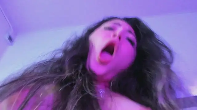 Snapshot of azumi_cutiepie_ chatting on February 2, 2025, 7:14 pm azumi cutiepie online show from February 2, 2025, 7:14 pm