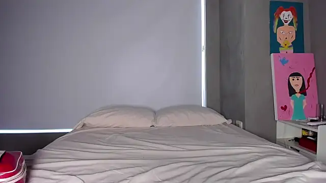 Snapshot of azumi_cutiepie_ chatting on September 15, 2025, 2:39 pm azumi cutiepie online show from September 15, 2025, 2:39 pm