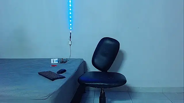 mikecoper 23 online show from October 27, 2025, 3:32 am