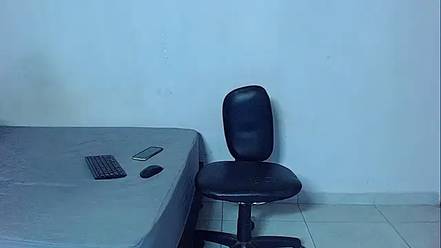 mikecoper 23 online show from March 25, 2026, 2:01 pm