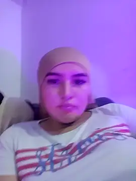 Celeste camila18 online show from March 1, 2026, 5:42 am