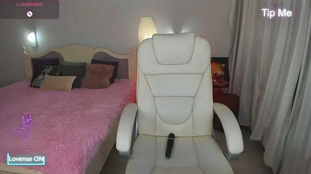 Miss Elia online show from February 13, 2025, 5:22 pm