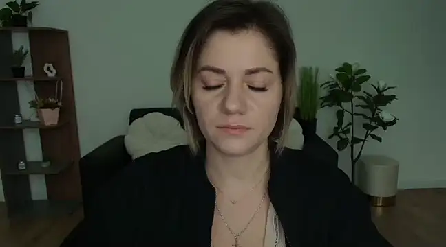 MariaSttone online show from December 30, 2024, 9:37 am