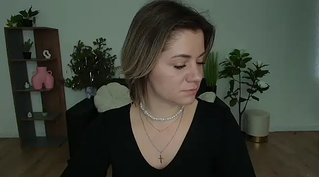 MariaSttone online show from January 10, 2025, 10:50 am