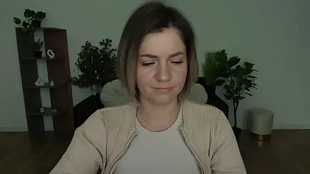 MariaSttone online show from January 16, 2025, 2:41 pm