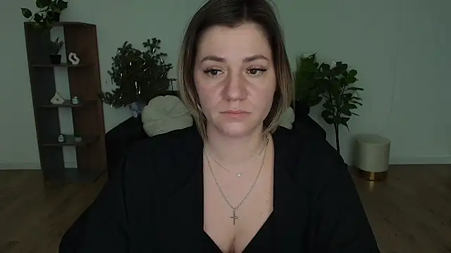 MariaSttone online show from February 10, 2025, 6:35 pm