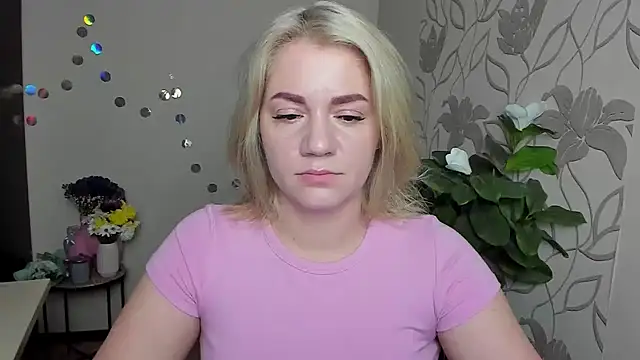 MariaSttone online show from November 23, 2025, 4:40 pm