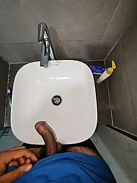 Snapshot of rahulGJ03 chatting on December 25, 2024, 8:17 pm rahulGJ03 online show from December 25, 2024, 8:17 pm