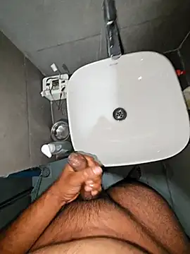 Snapshot of rahulGJ03 chatting on February 28, 2025, 5:04 pm rahulGJ03 online show from February 28, 2025, 5:04 pm