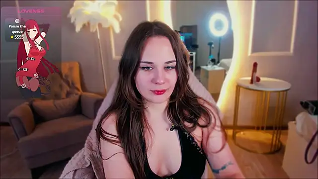 Makima lee online show from March 22, 2025, 5:39 am