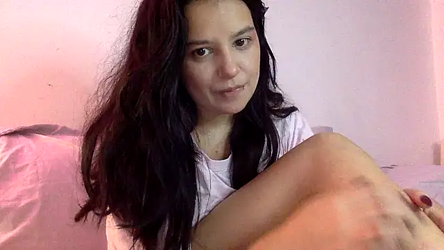 Snapshot of Mariasool chatting on December 7, 2024, 6:10 am Mariasool online show from December 7, 2024, 6:10 am