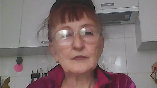 TanyaSweet634 online show from September 18, 2025, 6:26 am