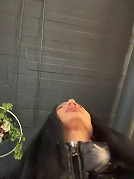 FeetVibe online show from April 8, 2026, 5:29 am