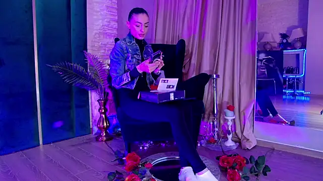 FeetVibe online show from April 16, 2026, 4:02 am