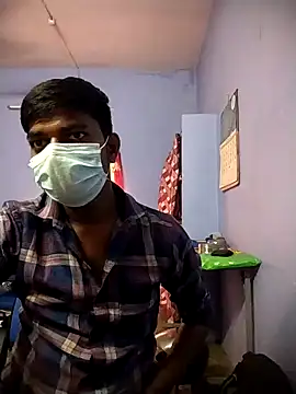 Tamilandteluguboy14 online show from December 12, 2024, 9:19 am