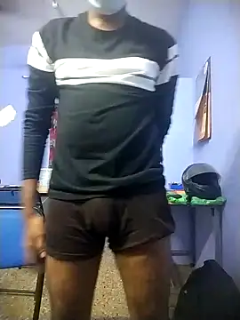 Tamilandteluguboy14 online show from December 21, 2024, 1:10 pm