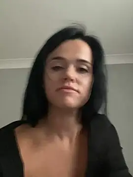 Snapshot of English-Chloe96 chatting on December 27, 2024, 2:43 pm English-Chloe96 online show from December 27, 2024, 2:43 pm