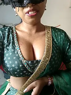 sandy naughty online show from October 9, 2025, 8:23 am