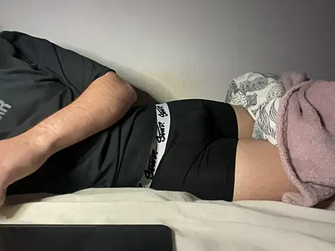 little2026 online show from January 17, 2026, 8:34 pm