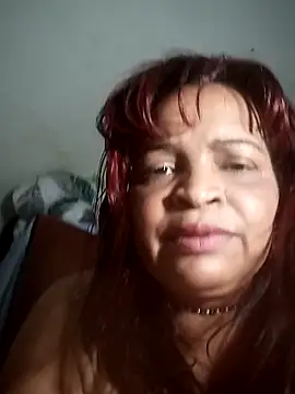 Snapshot of _violetta_- chatting on February 24, 2025, 7:41 pm  violetta - online show from February 24, 2025, 7:41 pm