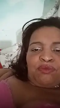 Snapshot of _violetta_- chatting on February 26, 2025, 10:09 pm  violetta - online show from February 26, 2025, 10:09 pm