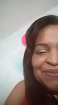 Snapshot of _violetta_- chatting on February 27, 2025, 1:27 am  violetta - online show from February 27, 2025, 1:27 am