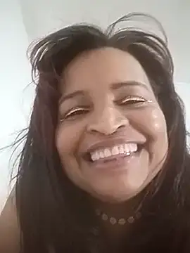 Snapshot of _violetta_- chatting on February 28, 2025, 3:15 am  violetta - online show from February 28, 2025, 3:15 am