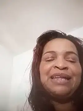 Snapshot of _violetta_- chatting on March 2, 2025, 3:56 am  violetta - online show from March 2, 2025, 3:56 am