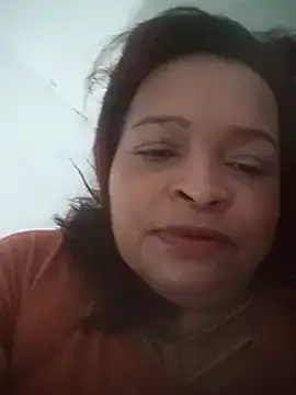 Snapshot of _violetta_- chatting on March 3, 2025, 5:07 pm  violetta - online show from March 3, 2025, 5:07 pm