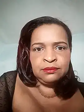 Snapshot of _violetta_- chatting on March 8, 2025, 10:24 pm  violetta - online show from March 8, 2025, 10:24 pm